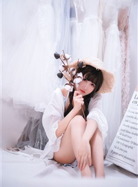 Summer in Room VOL.057, Rabbit Playing with Pictures(19)